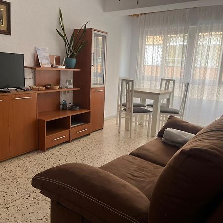 Uroczy Apartament Przy Playa De Los Locos Torrevieja Exterior photo