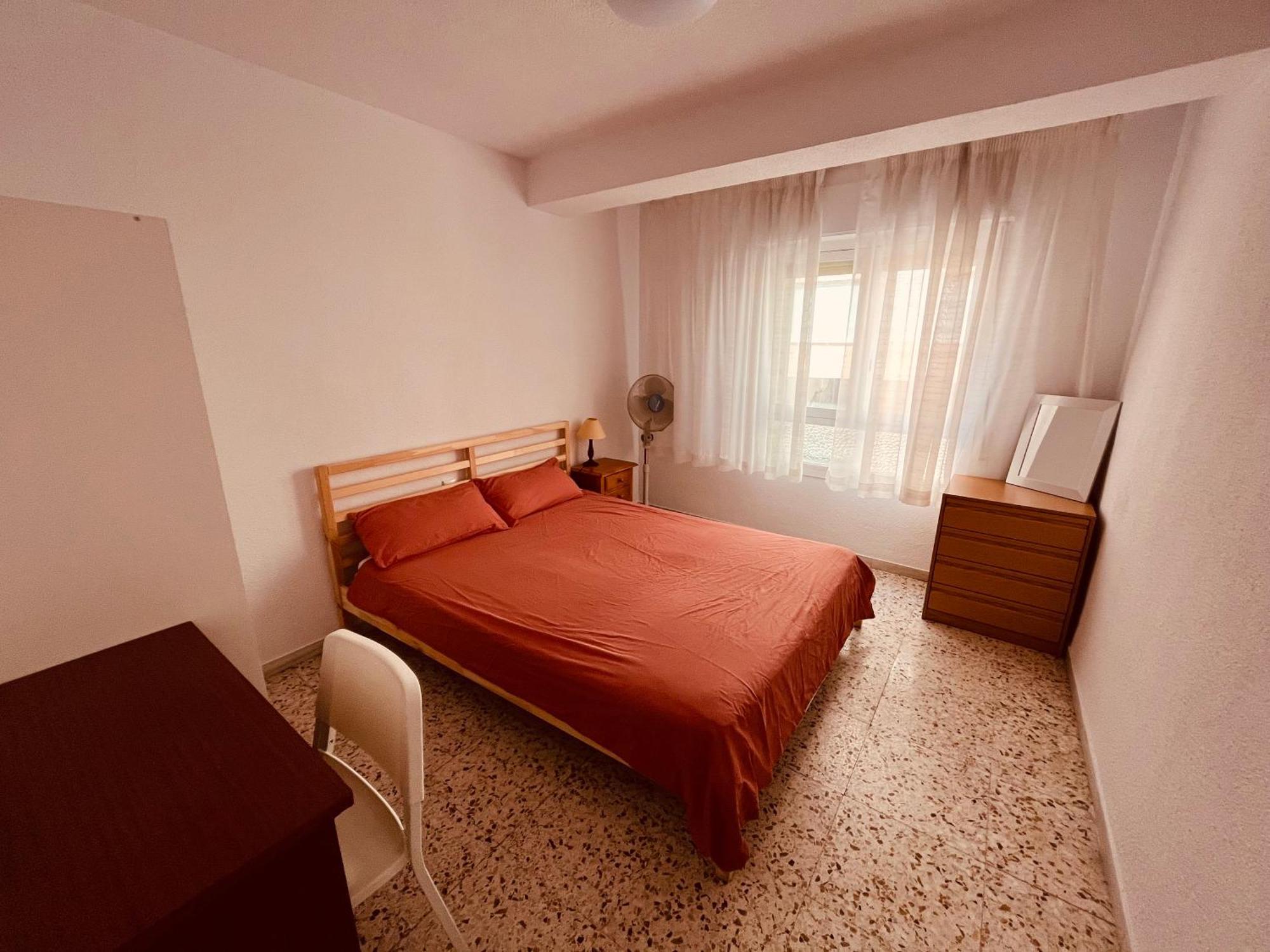 Uroczy Apartament Przy Playa De Los Locos Torrevieja Exterior photo